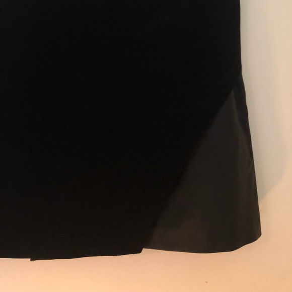 Forever 21 Black skirt - Picture 2 of 2